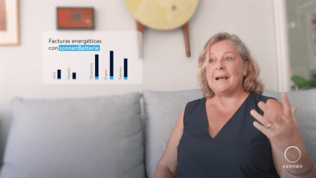 María pasó de pagar 800 € en la factura de la luz a un máximo de 125 €