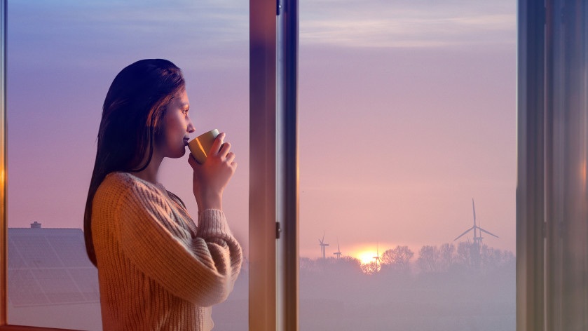 EnegryDynamic-Woman-Window-Inspire