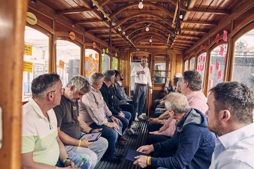 Workshops in Strassenbahn